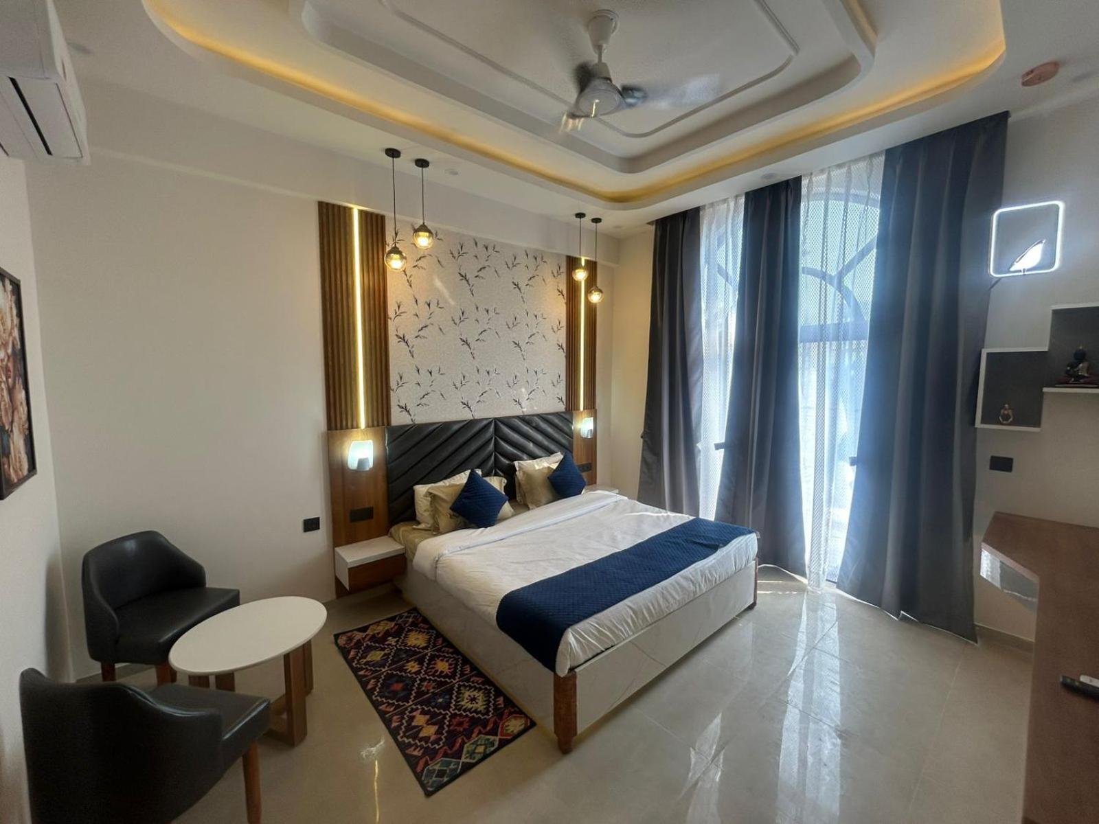 Cloud9 Stays Lucknow Buitenkant foto